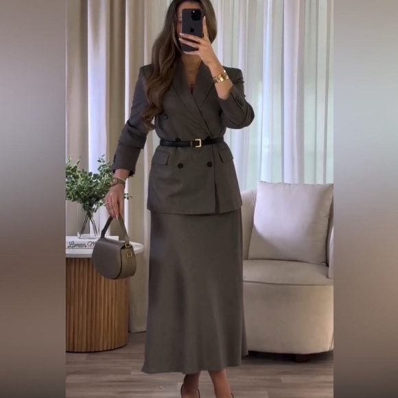 Zara Dresses & Skirts - ZARA WOOL BIAS SKIRT ZW COLLECTION